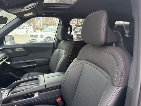 New 2027 Kia Telluride S w/ Towing Package image 28