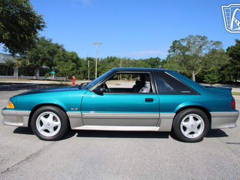 Used 1993 Ford Mustang GT RWD image 18