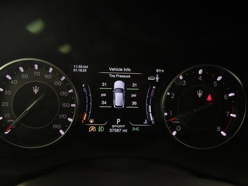 Used 2022 Maserati Levante Modena image 17