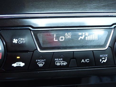 Used 2013 Honda Civic Hybrid Sedan image 55