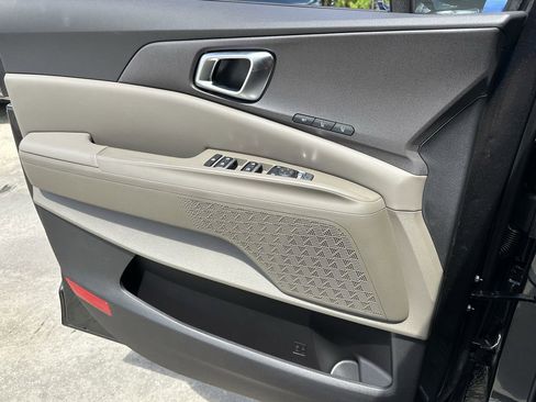 New 2026 Kia Carnival SX FWD image 20