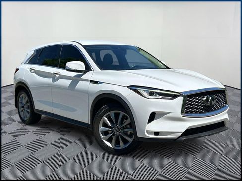 Used 2021 INFINITI QX50 Pure image 1
