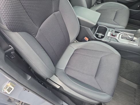 Used 2023 Subaru Forester Premium AWD/4WD image 16