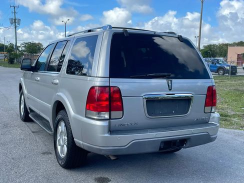Used 2003 Lincoln Aviator AWD image 9