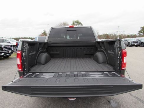 Used 2018 Ford F150 XLT w/ Equipment Group 302A Luxury image 29