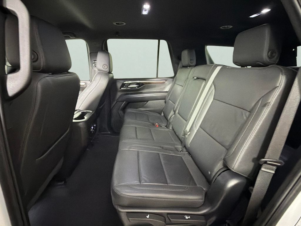 Used 2025 Chevrolet Tahoe LT AWD/4WD image 26