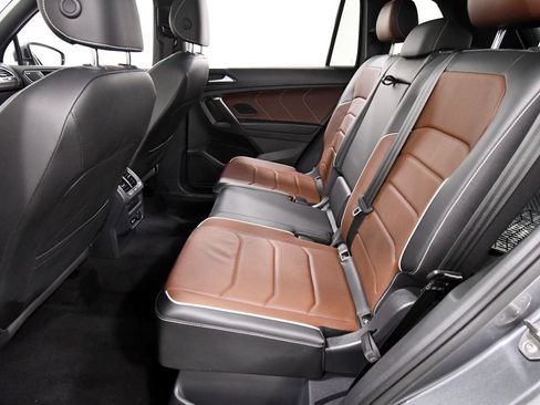 Used 2022 Volkswagen Tiguan SEL R-Line AWD/4WD image 14