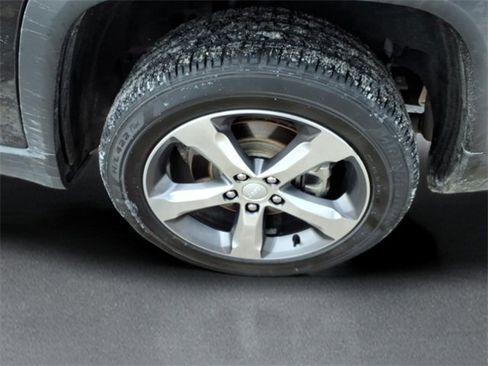 Used 2021 Jeep Grand Cherokee L Limited image 7