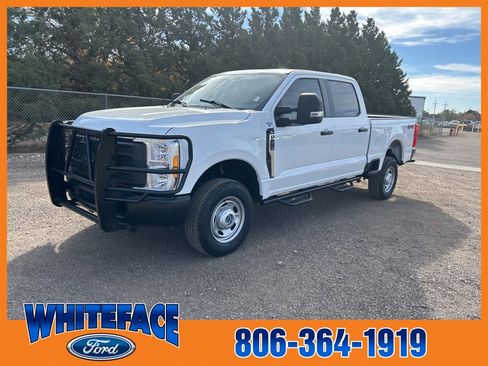 Used 2023 Ford F250 XL image 1