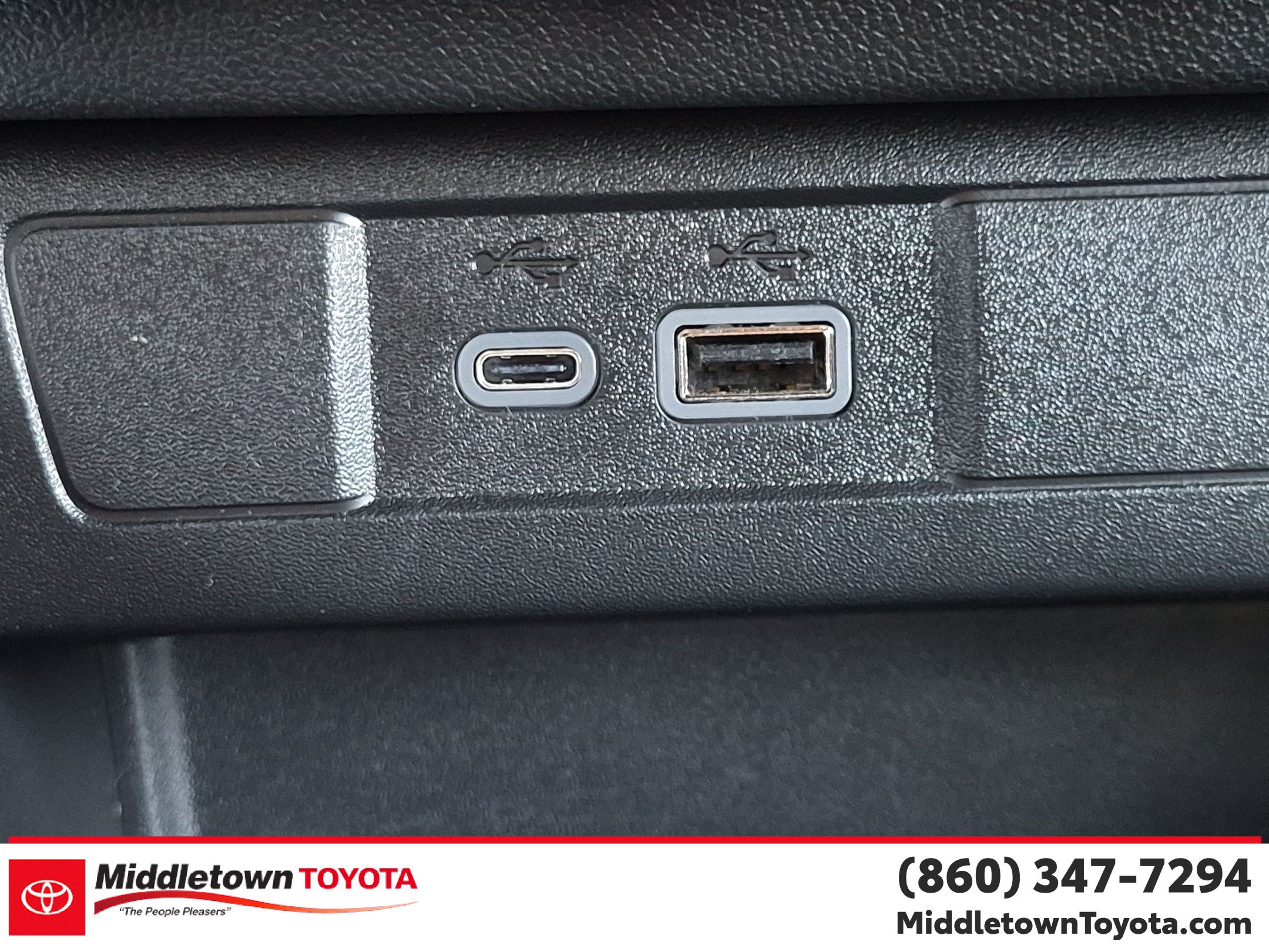 Used 2024 Chevrolet Colorado Trail Boss w/ Advanced Trailering Package AWD/4WD image 25