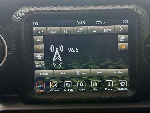 Used 2021 Jeep Wrangler Unlimited Sahara image 17