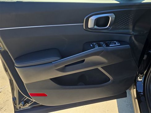 New 2026 Kia Sorento LX image 19