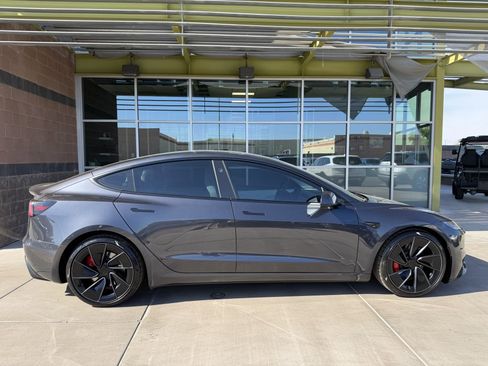 Used 2024 Tesla Model 3 Performance image 9