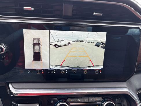 Used 2024 GMC Sierra 3500 Denali Ultimate image 26