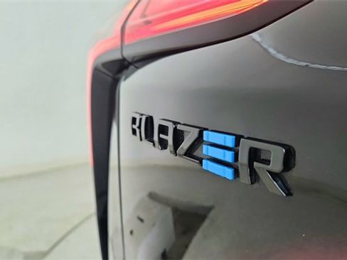 Used 2025 Chevrolet Blazer EV SS image 17