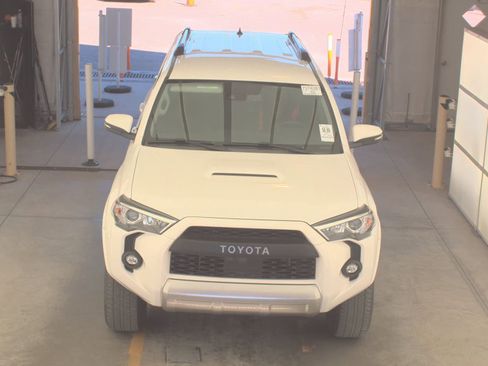 Used 2021 Toyota 4Runner TRD Off-Road Premium image 2