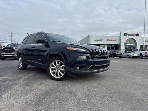 Used 2015 Jeep Cherokee Limited w/ Luxury Group image 3