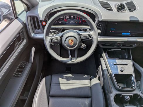 New 2026 Porsche Cayenne Coupe AWD/4WD image 16