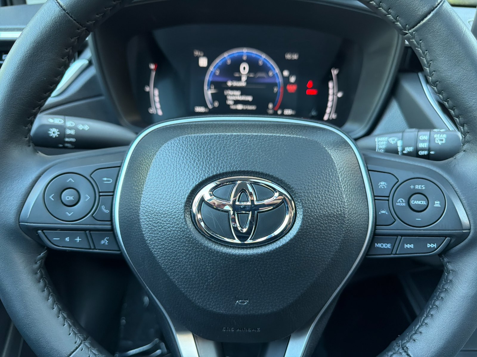 Used 2026 Toyota Corolla Cross LE w/ Moonroof Package FWD image 22