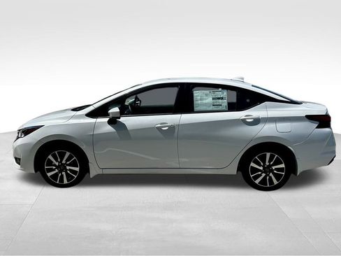 New 2025 Nissan Versa SV w/ Trunk Package image 3