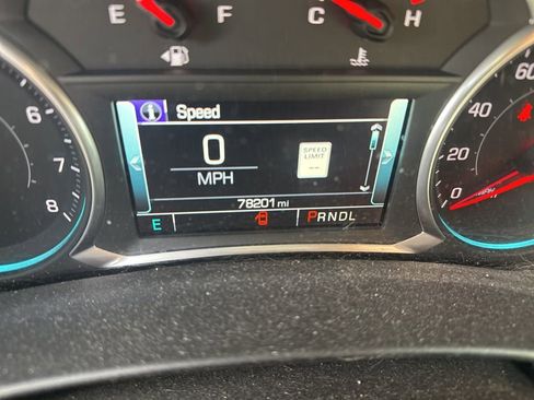 Used 2018 Chevrolet Equinox Premier image 8