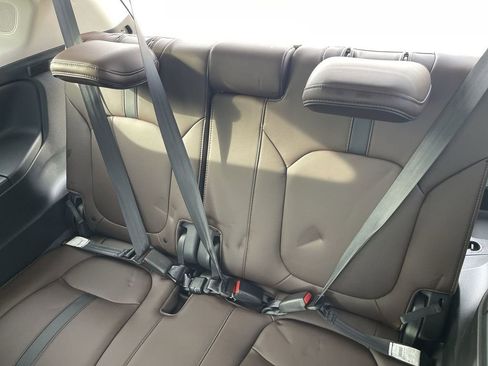 Used 2023 Honda Pilot Elite image 38