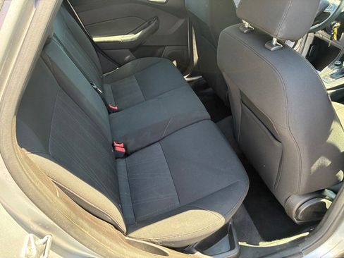 Used 2017 Ford Focus SE image 15