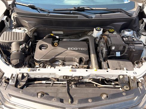 Used 2019 Chevrolet Equinox LS w/ LPO, Cargo Package AWD/4WD image 28