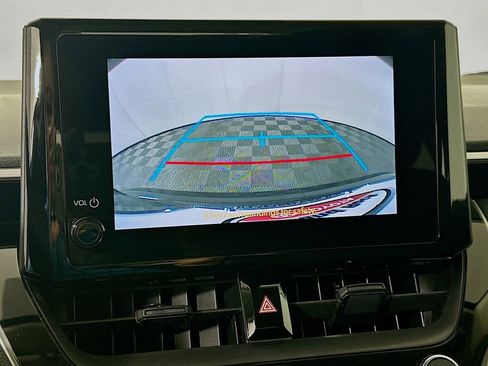 Used 2024 Toyota Corolla LE FWD image 14