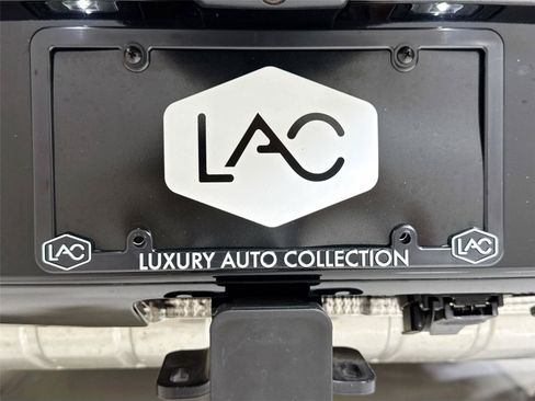 Used 2026 Land Rover Defender 110 X-Dynamic SE AWD/4WD image 37