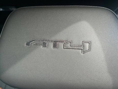Used 2025 GMC Sierra 1500 AT4 w/ AT4 Premium Package AWD/4WD image 10