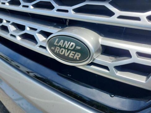 Used 2017 Land Rover Discovery Sport HSE AWD/4WD image 27