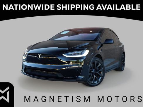Used 2022 Tesla Model X Plaid image 1