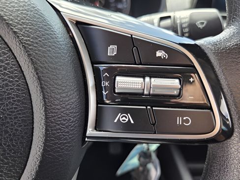Used 2024 Kia Forte LXS FWD image 24