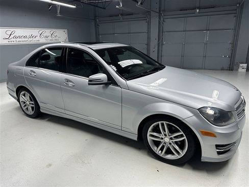 Used 2012 Mercedes-Benz C 300 4MATIC Sedan image 8