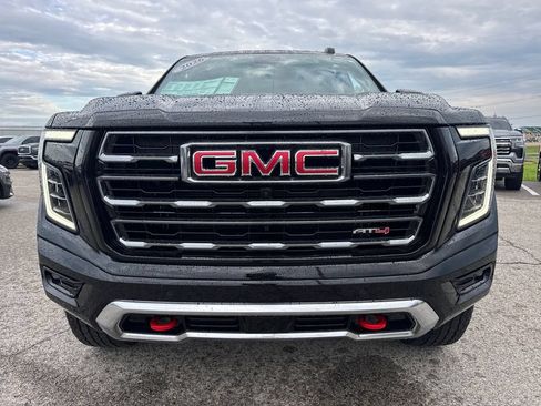 New 2026 GMC Yukon AT4 w/ AT4 Premium Package AWD/4WD image 9