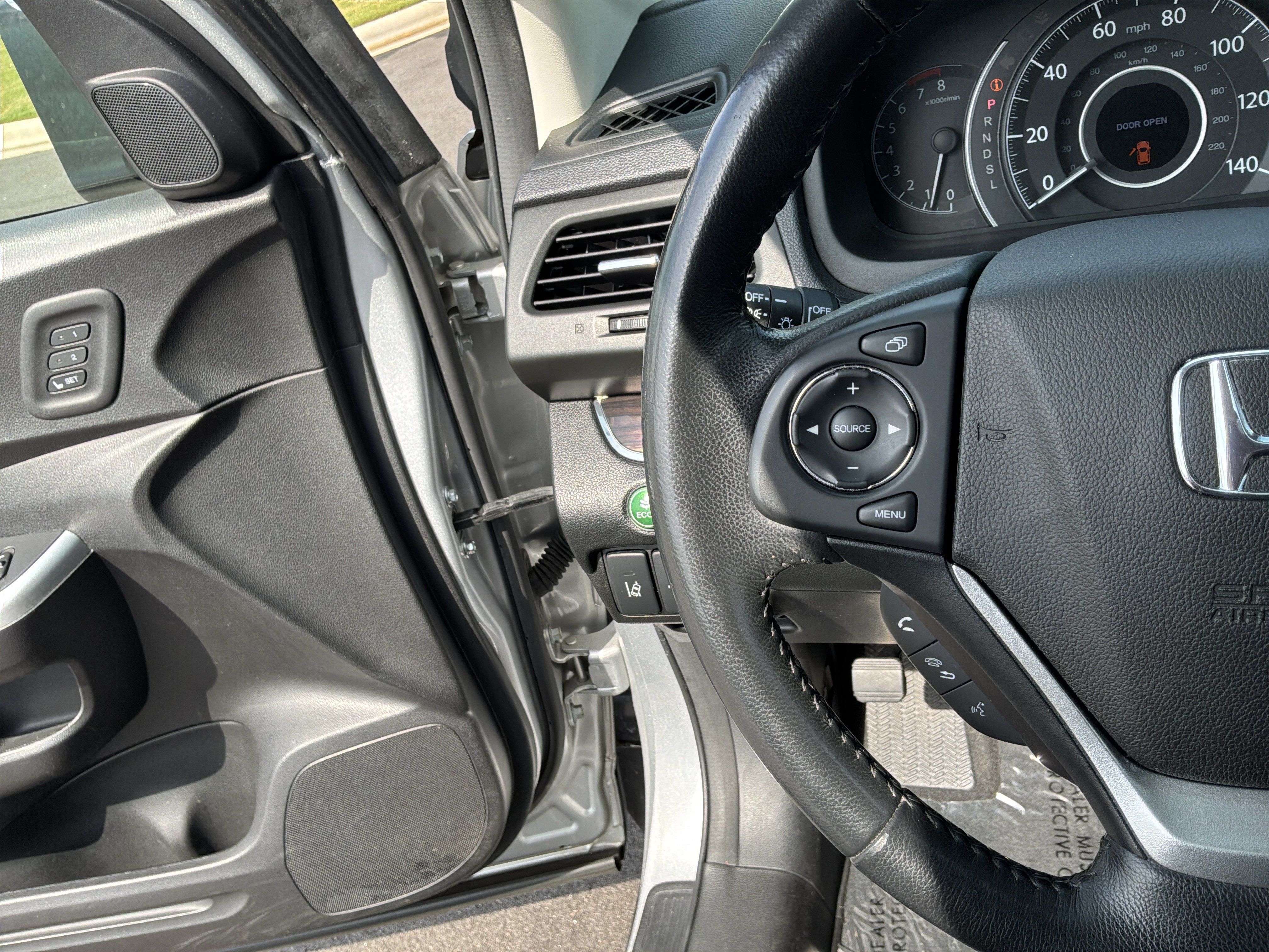 Used 2015 Honda CR-V Touring image 19