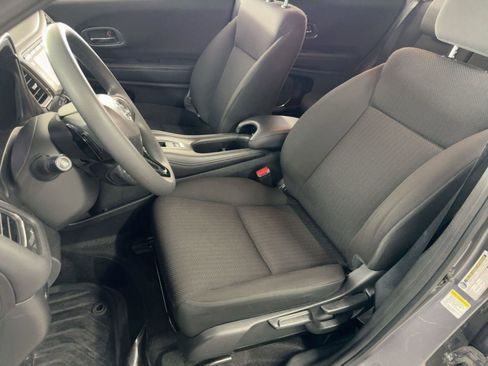 Used 2016 Honda HR-V EX image 5