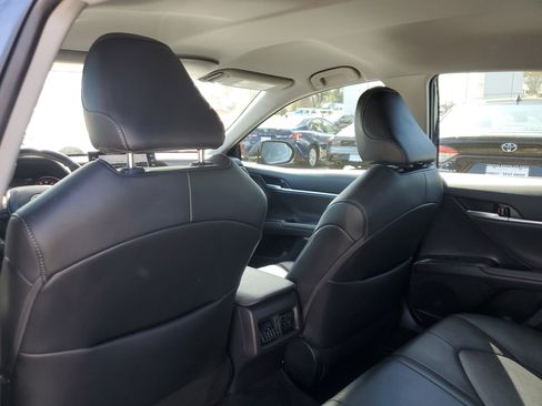 Used 2023 Toyota Camry XSE image 12