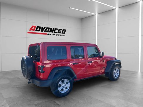 Used 2021 Jeep Wrangler Unlimited Sport w/ Sun And Sound Package image 6