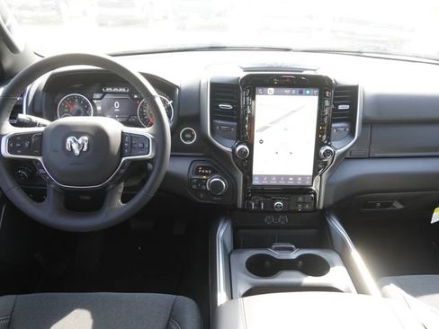 New 2026 RAM 1500 Big Horn AWD/4WD image 15