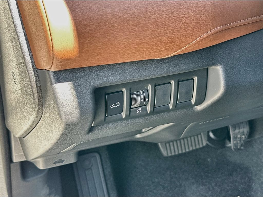 New 2026 Subaru Outback Touring AWD/4WD image 10