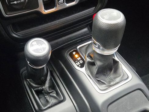 Certified 2023 Jeep Wrangler Unlimited Sport image 27