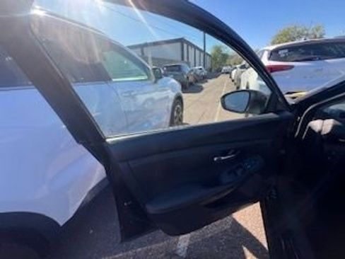 Used 2025 Nissan Sentra SV image 12