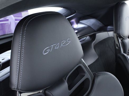 Used 2023 Porsche 718 Cayman GT4 RS image 23