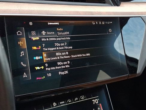 Used 2023 Audi e-tron Premium image 20