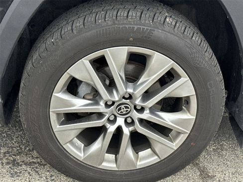 Used 2024 Toyota RAV4 XLE Premium w/ Weather Package AWD/4WD image 12