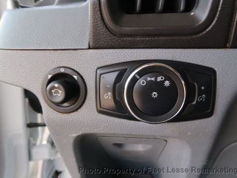 Used 2019 Ford Transit 350 XLT RWD image 32