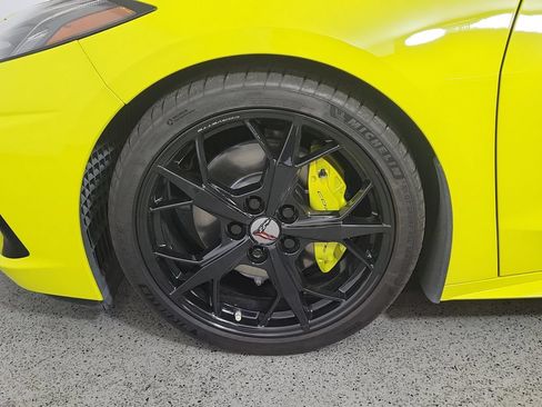 Used 2020 Chevrolet Corvette Stingray Preferred Cpe w/ 2LT Preferred Equipment Group RWD image 9