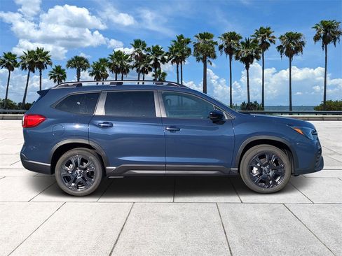 New 2025 Subaru Ascent Bronze Edition image 3